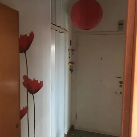 4 Posti Letto In Zona Tranquilla E Ben Servita, Un Matrimoniale E Un Divano Letto Matrimoniale Facebook Massimo Bobo Aquili Apartment *