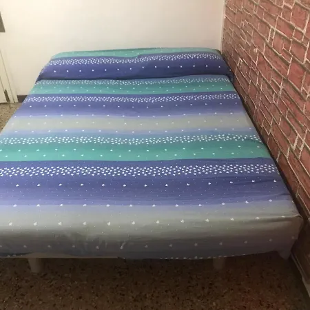 4 Posti Letto In Zona Tranquilla E Ben Servita, Un Matrimoniale E Un Divano Letto Matrimoniale Facebook Massimo Bobo Aquili Apartamento Bolonia